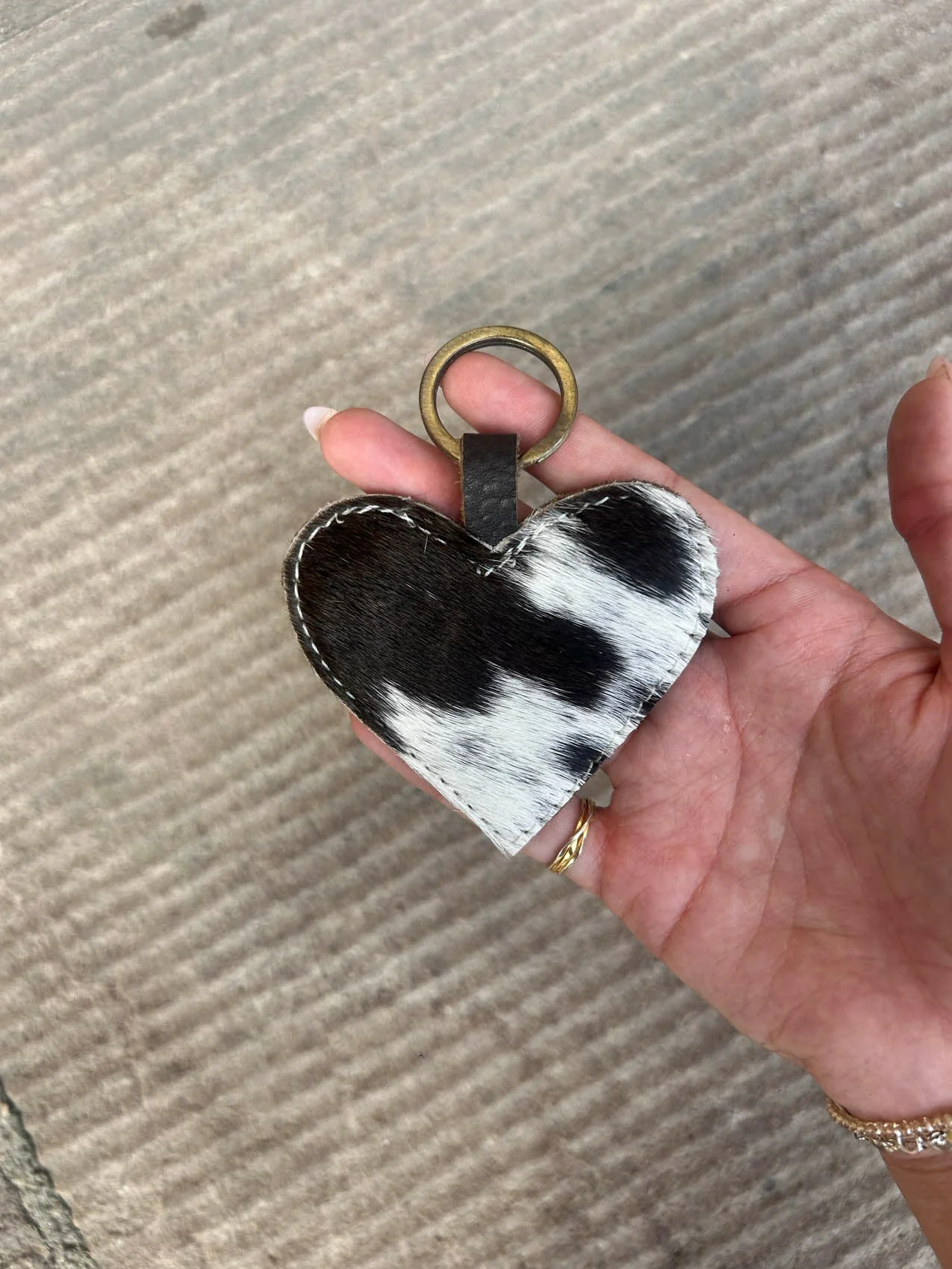 Cavo heart cowhide keyring – Brown/black