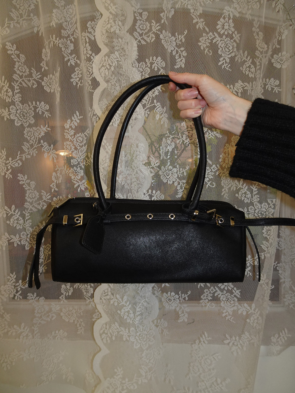 Bobby handbag with metal buttons - Black