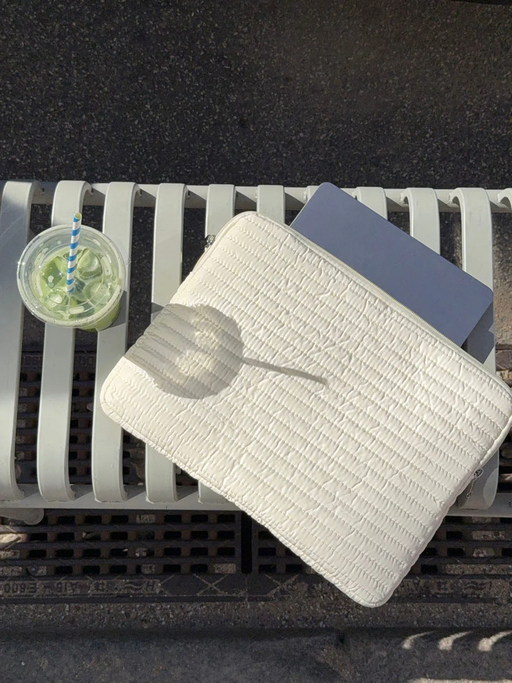Sofi laptop sleeve - White