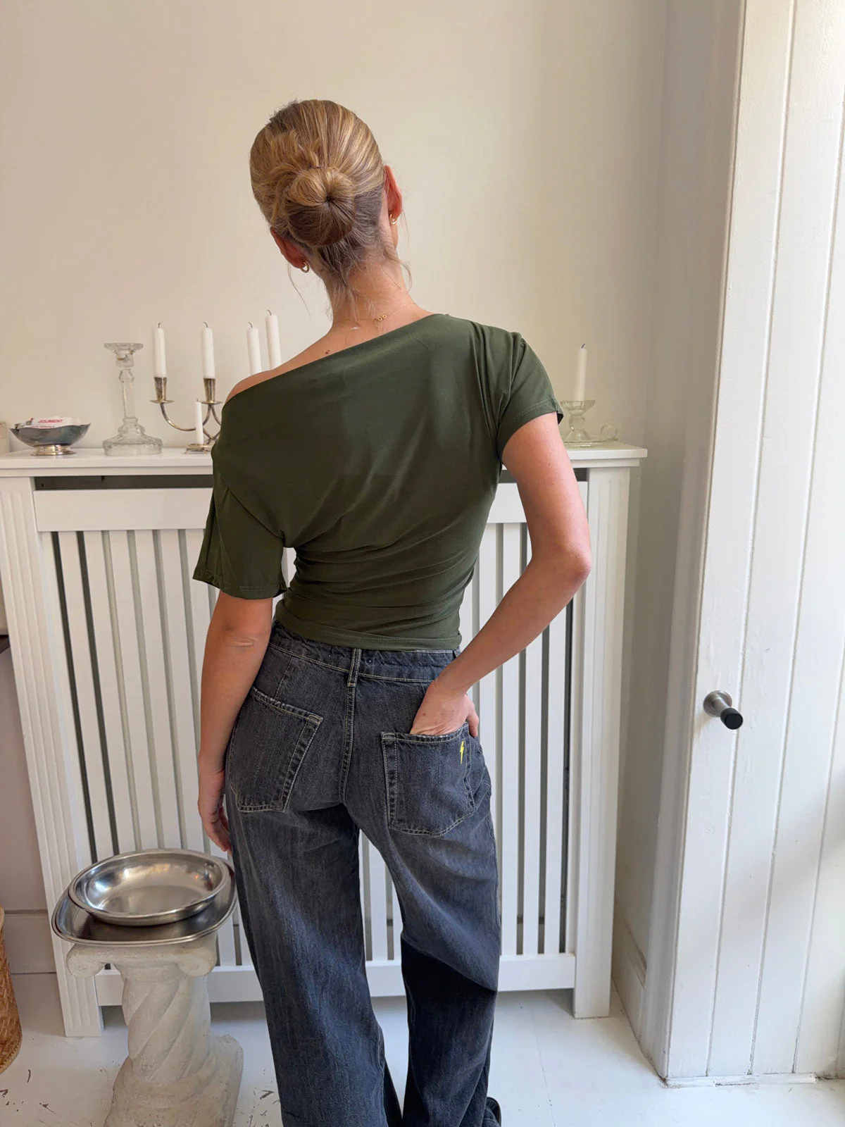 Alaia low-waisted jeans with lightning detail - Grey denim
