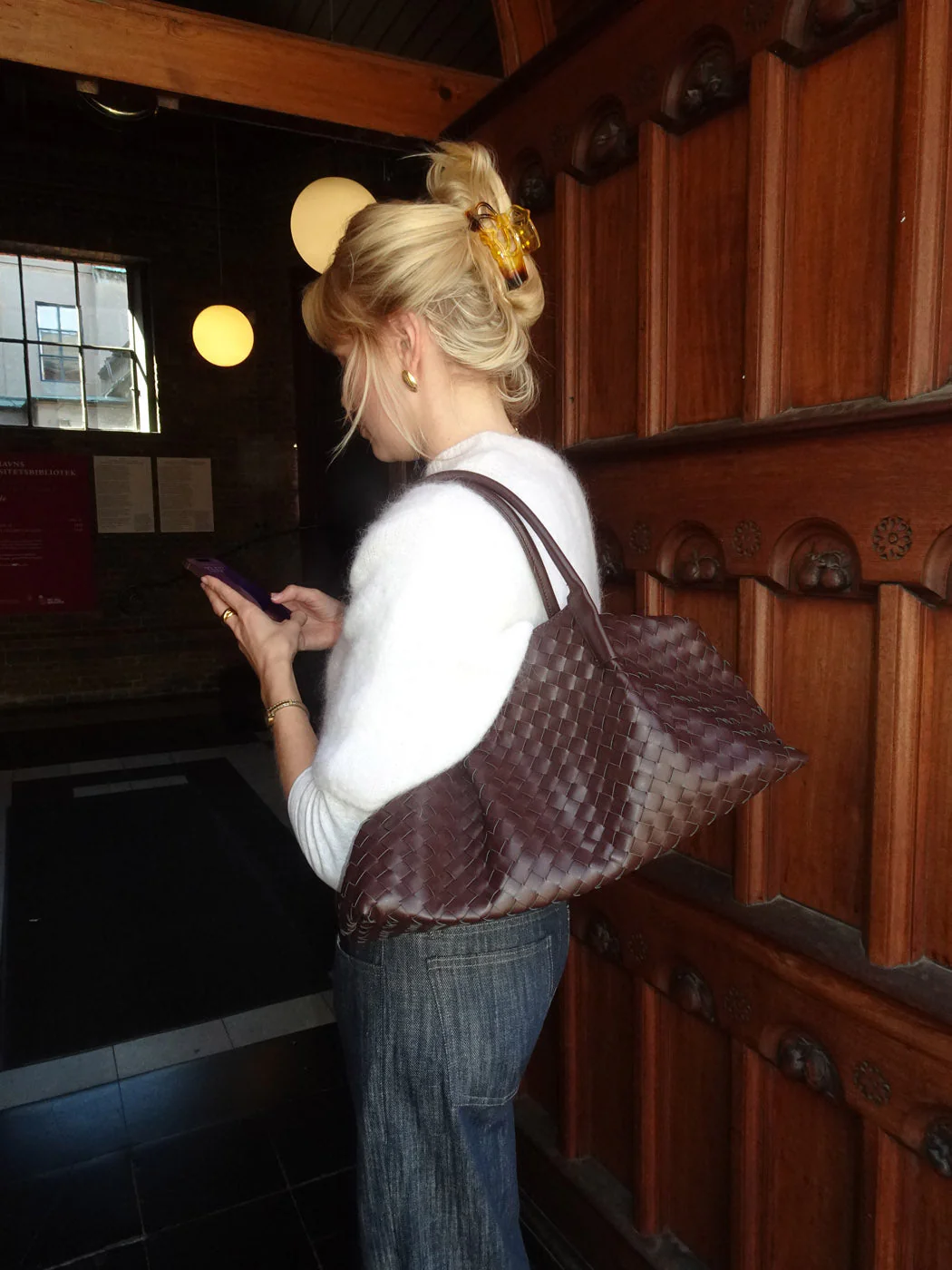 Milu shoulder bag in woven - Brown